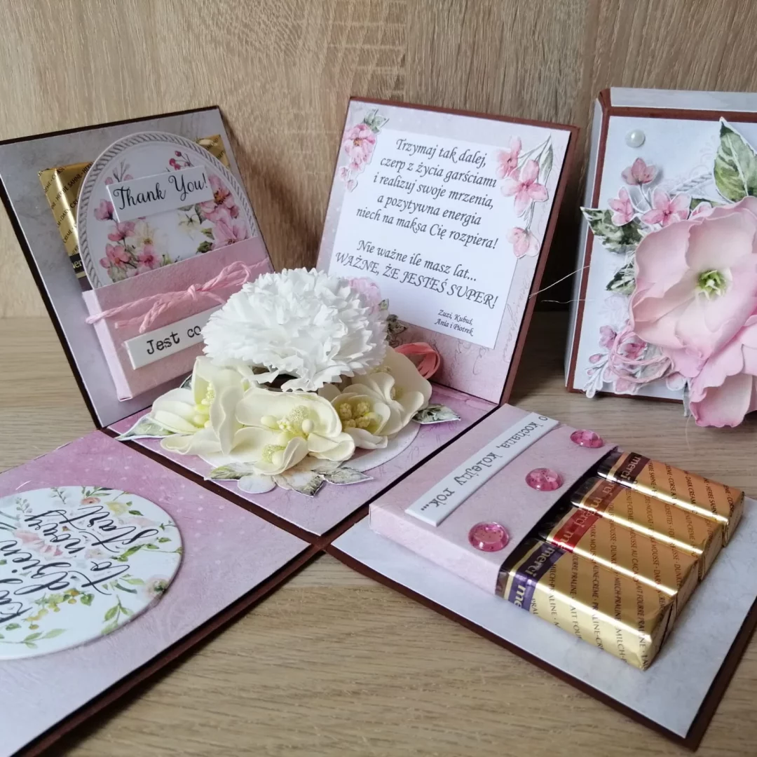 klinika abstrakcyjnego zarządzania papierem exploding box